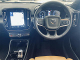 XC40 B4 AWD インスクリプション 4WD 4WD 本革シート