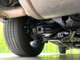 お車を安心してお乗りいただく為には、足回りの定期点検が欠かせません。サービスサポート(有償保証)では無料点検もご提供しており、安心のカーライフをお過ごしいただけるサポート体制が整っています。
