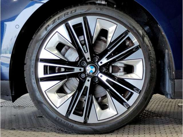 BMW 5シリーズセダン 523i エクスクルーシブ の中古車詳細 (15,000km