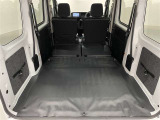 広々としたラゲージスペースを備えています。大きなものや長さのある荷物もしっかりと積み込めます。