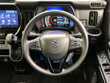 【純正革巻きステアリング】上質な革を使用することで、手にしっかり馴染みとても運転しやすいハンドルです♪