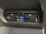 いまや快適なカーライフに欠かせないETCが付いています。