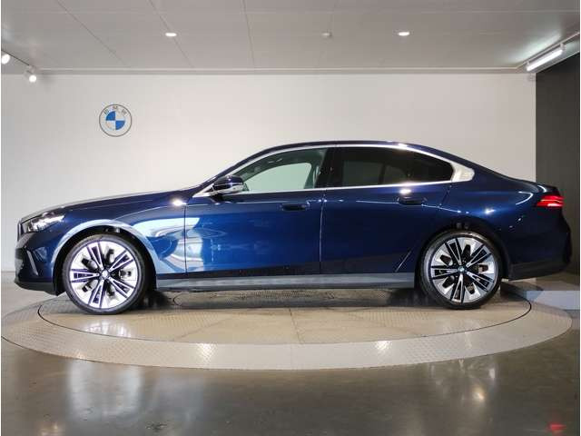 BMW 5シリーズセダン 523i エクスクルーシブ の中古車詳細 (15,000km