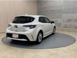 「中古車ハイブリッド保証」付き。ハイブリット機構を無償で保証します。保証期間は初度登録年月から10年目まで、または3年間の長い方。但し累計走行距離が20万km以内。