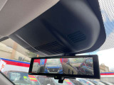 スマートルームミラーで後方視界を確保