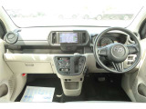 すっきりとした運転席回り☆
