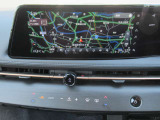 簡単快適な操作性で目的地まで安心です♪♪ メーカーライン装着NissanConnectナビ♪♪ フルセグTV視聴可♪♪走行中の視聴は不可です!
