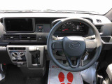 運転中も見やすいメーター。