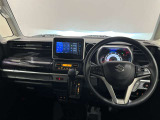 視界広がる、開放的な運転席です!