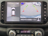 車の上から見下ろしたような360度見えるアラウンドビューモニター搭載してます!狭い駐車場や暗い場所でも安心して駐車出来ます!