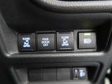 両側パワースライドドア付きだから、狭い駐車スペースなどでの 乗り降りラクラク!小さなお子さまのいるご家庭には嬉しい装備。