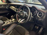 八光AUTO MOTIVEの強みはサポート力です。これまで培ってきた経験と技術力、スピードを生かして、お客様ひとりひとりを八光AUTO MOTIVE全店でサポートさせて頂きます。