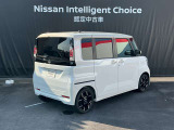 納車前に入念な点検整備をさせていただきます。もちろん全車走行距離無制限のワイド保証付きですので安心してお乗りいただけます。