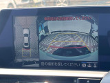 【パノラミックビューモニター】専用のカメラにより、上から見下ろしたような視点で360度クルマの周囲を確認することができます☆死角部分も確認しやすく、狭い場所での切り返しや駐車もスムーズに行えます。