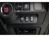 運転席にシートポジションメモリー機能が付いています!誰が乗っても自分のポジションにすることができます!
