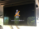 【フリップダウンモニター】大画面モニターで後席でもエンタメをお楽しみいただけます。小さなお子様にも大人気の装備です♪