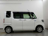 この度は、当社の展示車をご覧いただきまして、誠に有難うございます。自信をもってお勧めできる車となりますので、ごゆっくりご覧頂きたいと思います。