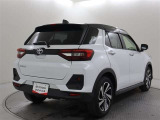 車両本体価格の中に整備料金は入っています。点検・整備後の納車ですので安心してお選び下さい。自社工場完備!経験豊かな整備士が対応いたします。