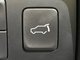 【パワーバックドア】スマートキーや運転席のボタンを押すだけでリアゲートが自動で開閉します!荷物を持っている時や、高い位置にあるバックドアを閉める際に便利な機能です♪