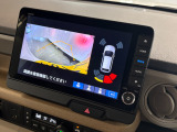 バックギアに入れるだけで自動でリヤカメラに切り替わります!車庫入れやバックが苦手な方にオススメ!
