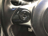 【ステアリングスイッチ】左です。ハンドルから手を離さず、運転に集中したまま手元でオーディオ操作等ができます。