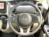 【ステアリングスイッチ】運転中、前方から目線をそらすことなく、オーディオ等の操作が可能な便利機能!安心&快適なドライブを演出してくれます♪