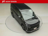 両側パワースライドドア付きだから、狭い駐車スペースなどでの乗り降りラクラク♪小さなお子さまのいるご家庭には嬉しい装備です。