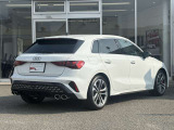 【Audi認定中古車】Audi専任の研修を受け熟練したメカニックが大切にご納車整備をさせて頂きます。お客様にご満足・ご納得し、お乗り頂く為にFor Nextグループの追及は日々続きます。