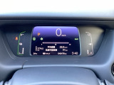 マルチインフォメーション・ディスプレイでは、燃費や車速、ホンダセンシング機能の注意表示など表示され、快適な運転に。