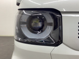 ★LEDヘッドライト★シャープな印象を与えるLEDヘッドライトを装備☆夜間走行時の視認性を高めるだけでなく、フロントフェイスに上質な存在感を演出します♪