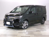 ホンダカーズ東京 池上南店へようこそ。 当社下取りのお墨付き車両。人気車両で充実装備の一台。おススメです。どうぞご覧ください。