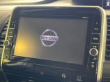 【メーカー純正ナビ】インテリアに溶け込むスタイリッシュな「専用設計」メーカーナビを装備♪視認性や操作性など基本性能にも優れ、より上質なカーライフをお楽しみいただけます。
