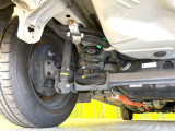 お車を安心してお乗りいただく為には、足回りの定期点検が欠かせません。サービスサポート(有償保証)では無料点検もご提供しており、安心のカーライフをお過ごしいただけるサポート体制が整っています。