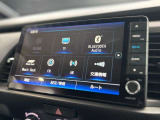 ホンダコネクト対応純正ナビを装備しております!ナビの使いやすさはもちろん、Bluetooth接続など充実のオーディオ機能でお出かけはもちろん、通勤や買い物など普段のドライブも楽しめます♪