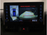 バックモニターで狭い場所や車庫入れもスイスイ、ラクラク! ですが、目視は忘れずにお願いします!