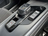 SPORT、ECO、NORMALの3種類のドライブモードを設定☆SPORTモードでは、より力強い加速感☆前後の動きだけで簡単に操作できる先進的なデザインの電制シフト☆扱いやすく、手に馴染みやすい☆