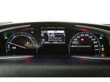 マルチインフォメーションディスプレイ付きのメーターです!エコ運転へ導く多彩な情報を表示してくれます。