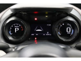 マルチインフォメーションディスプレイ付きのメーターです!エコ運転へ導く多彩な情報を表示してくれます。