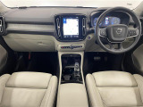 XC40 B4 AWD インスクリプション 4WD 4WD 本革シート