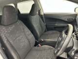 しっかりとしていて上質な座り心地のシートです。 座り心地も良くて長時間の運転も快適ですよ。 肌触りの良いシートが評判です。