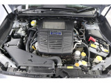 ターボの加速感と環境性能を両立した1.6リッターダウンサイジングターボ搭載!この車でいつものドライブを更に愉しく。