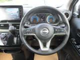 清潔で広々した座席です!是非、現車を見て体感してみてください。