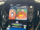 【マルチテレインモニター】車のフロントやサイドのカメラ画像を同時にモニター表示することで、悪路や狭い道を走行時でも周囲の状況確認ができ安心!本格SUVにうれしい装備です♪