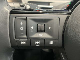 ステアリングスイッチ搭載!ハンドルひとつで手を離さなくても運転中視線をそらさなくても操作が出来て便利です♪