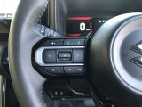 【ステアリングスイッチ】左です。ハンドルから手を離さず、運転に集中したまま手元でオーディオ操作等ができます。