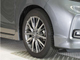 認定中古車では、厳しいHonda認定基準をクリアした厳選されたHonda認定中古車のみ、取り扱っております。「ご購入前の安心」「納車後の信頼」を車両と一緒に提供しております。