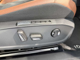 パワーシートでご乗車の方に合わせた微調節が可能になります。