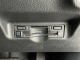 ETCはビルトインタイプになります。クルマ本体のパネルに埋め込むような形になりますので、スッキリとした室内になりますね!