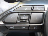 ブルートゥースに接続すれば、スマホに入れている音楽が聞けたり運転中に電話がかかってきてしまった場合もハンドルから電話を取ることができます!