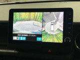 【マルチビューカメラシステム】専用のカメラにより、上から見下ろしたような視点で360度クルマの周囲を確認することができます☆死角部分も確認しやすく、狭い場所での切り返しや駐車もスムーズに行えます。